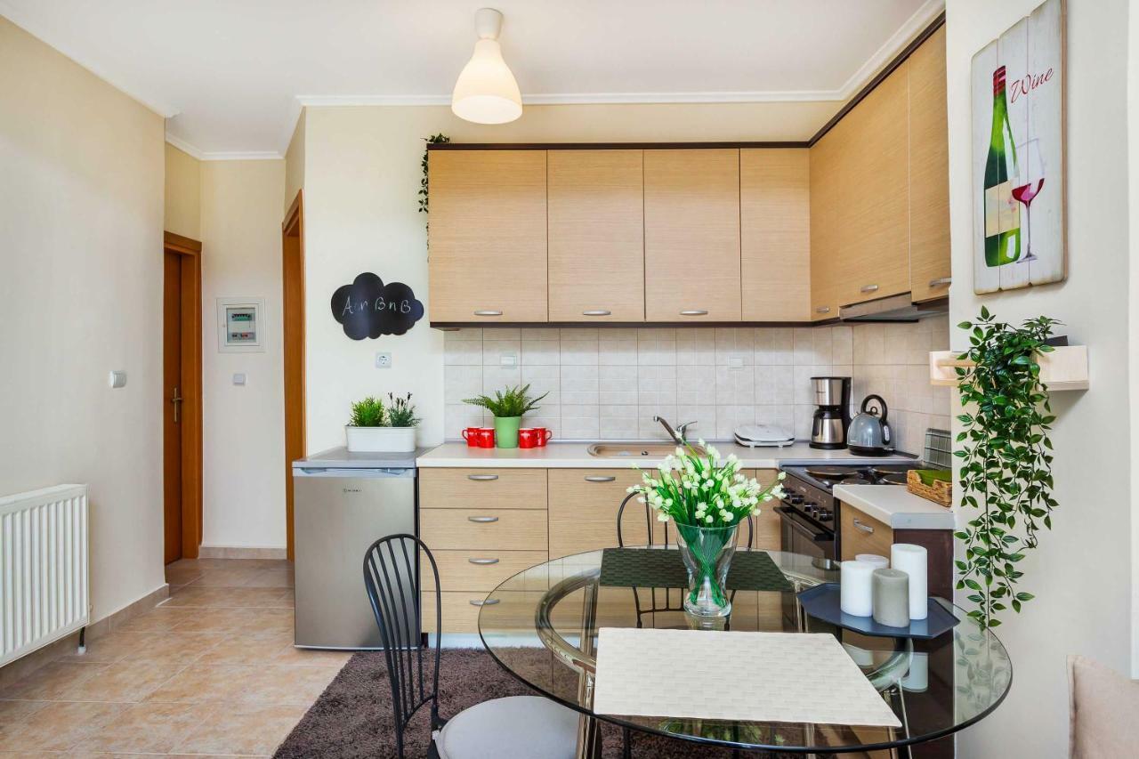 Apartment Nikopolis Bus Corner *