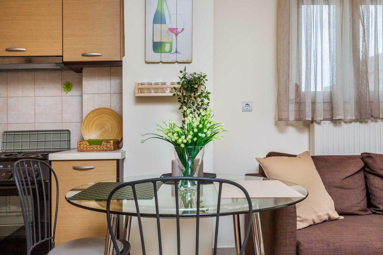 Nikopolis Bus Corner Apartment Thessaloniki